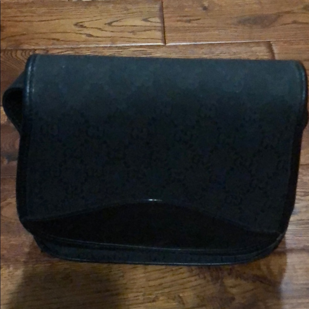 Gucci crossbody Purse